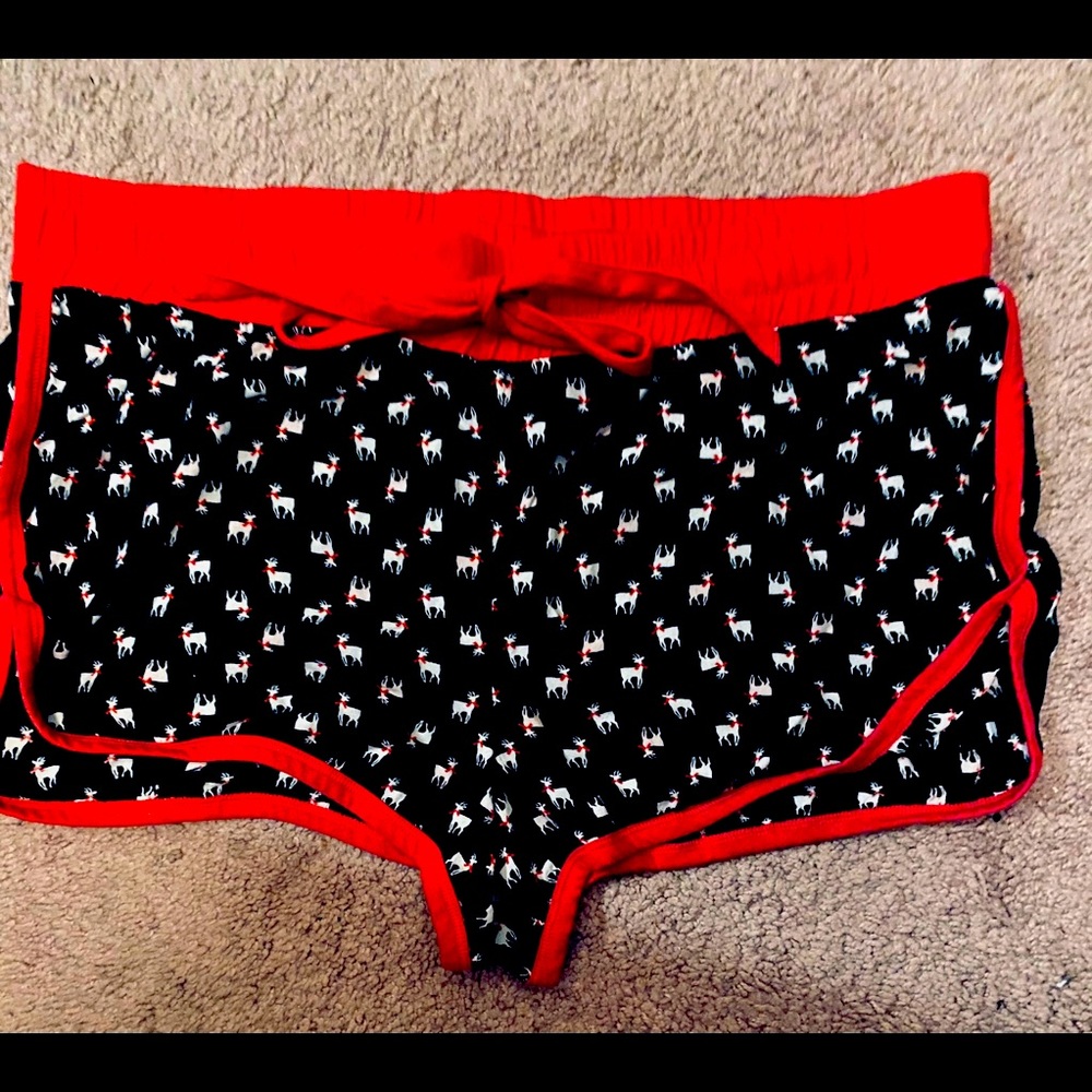 Cute VS  Reindeer shorts